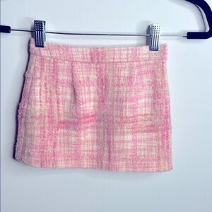 Chic Pink Tweed Skirt